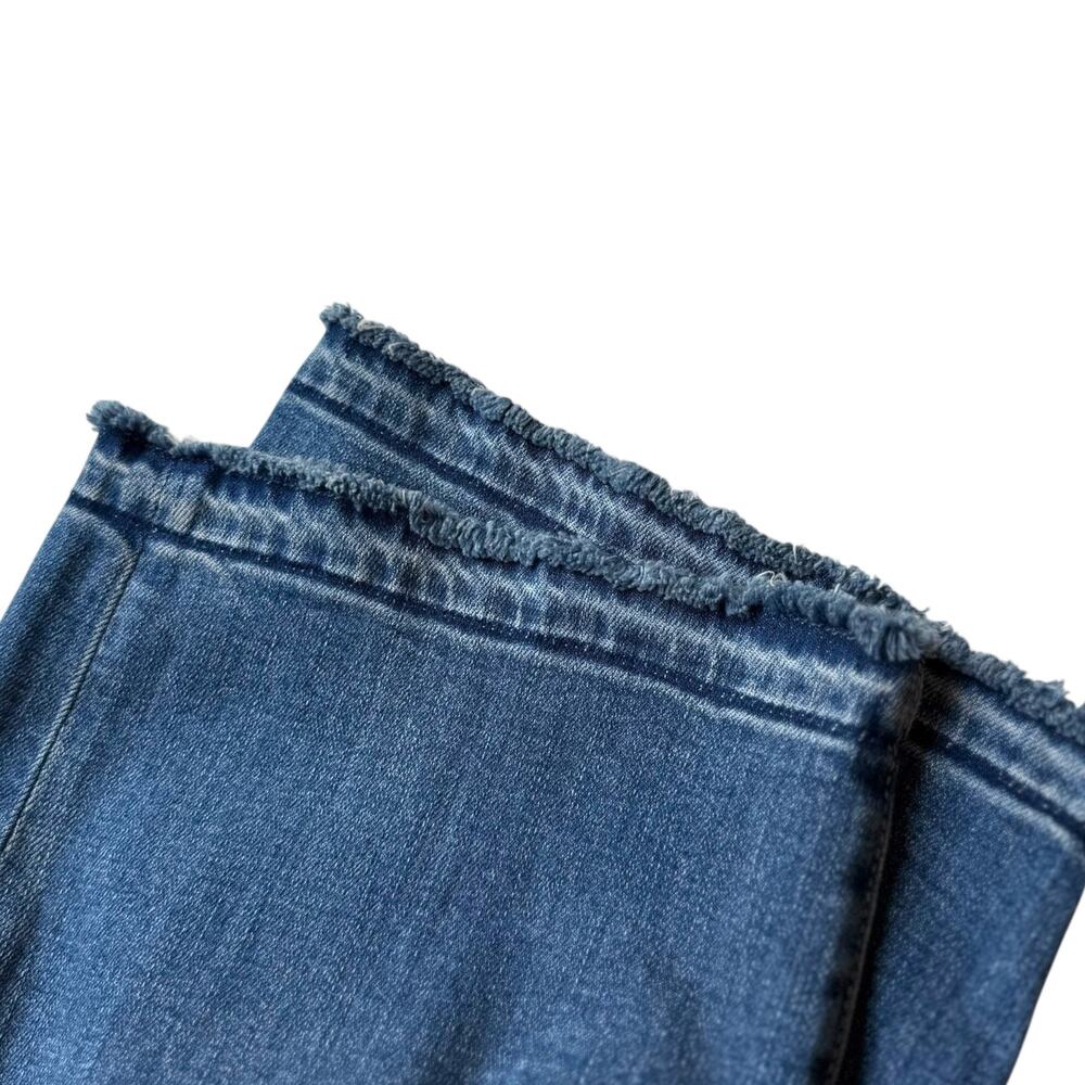 Chico’s High Rise Distressed Straight Leg Crop Jeans Size 14 - Picture 9 of 10